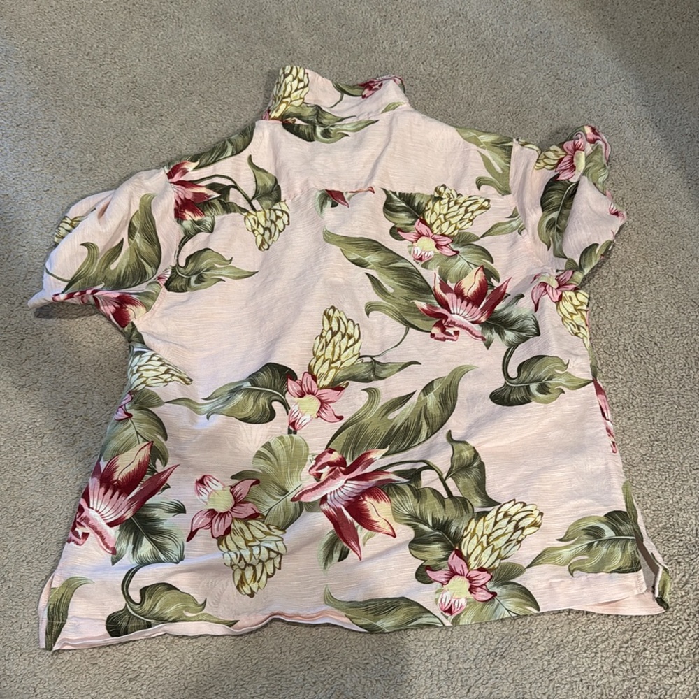 Vintage Tommy Bahama Floral Hawaiian Shirt - Picture 4 of 4